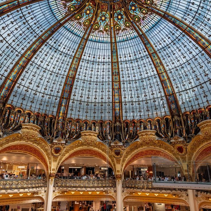 Family-friendly shopping and daily life in Portugal